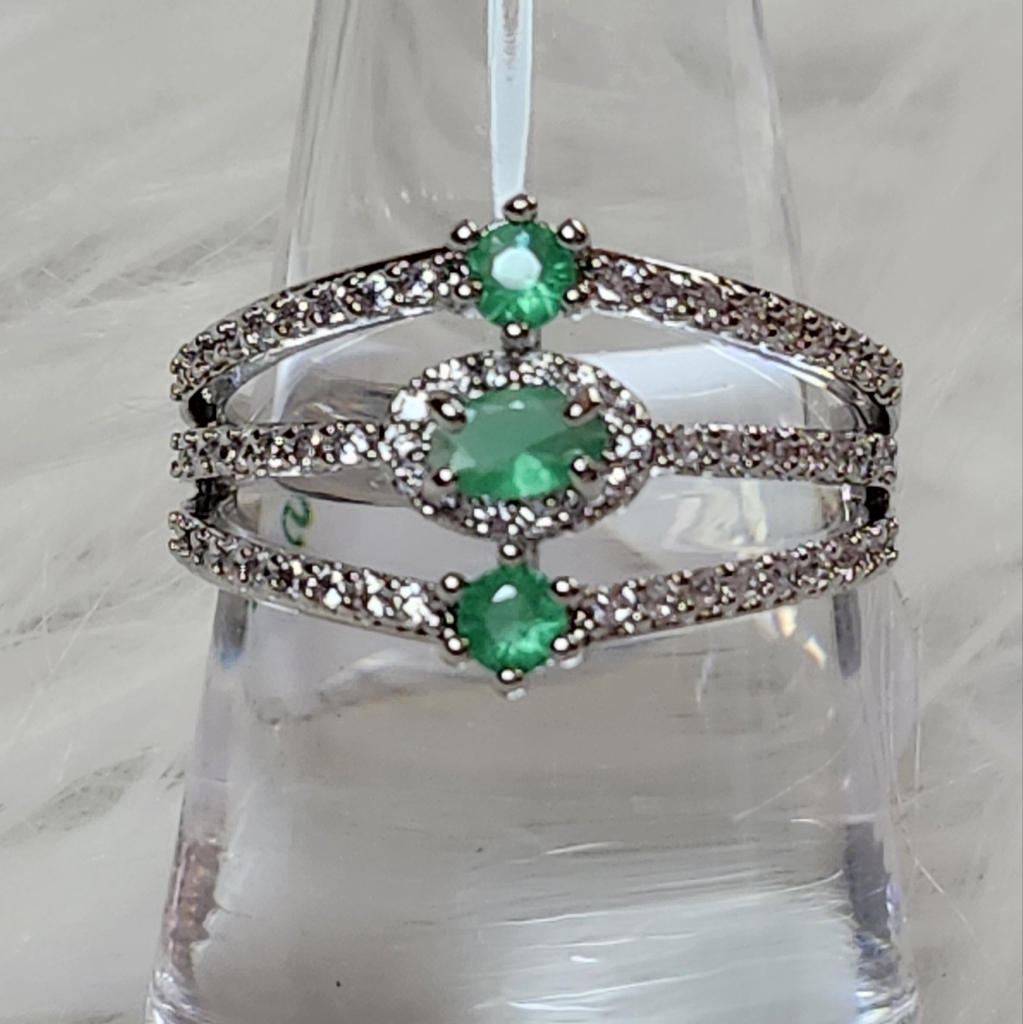 Lab Created Emerald Ring On Rhodium Plating Size 8